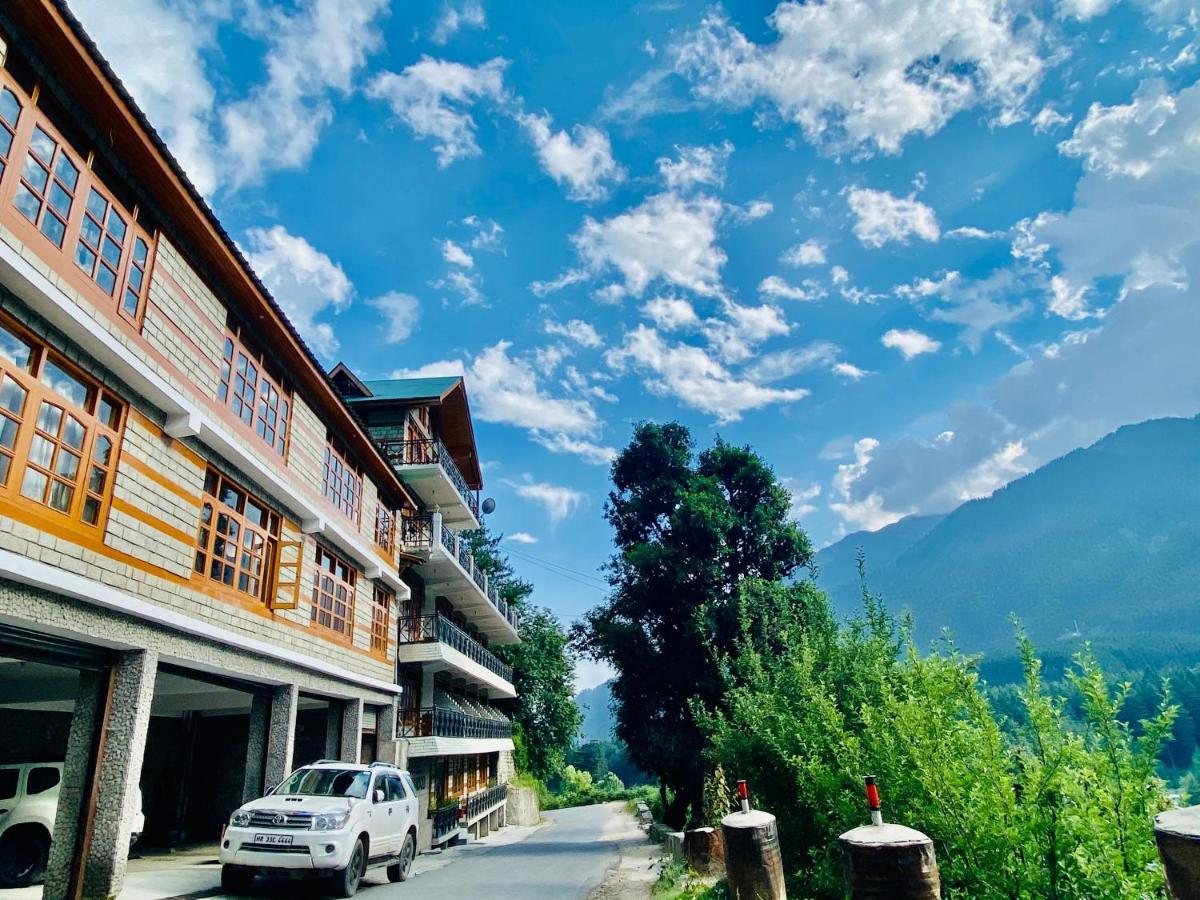 Hotel Hollywood - Manali (Himachal Pradesh) — Photos 3